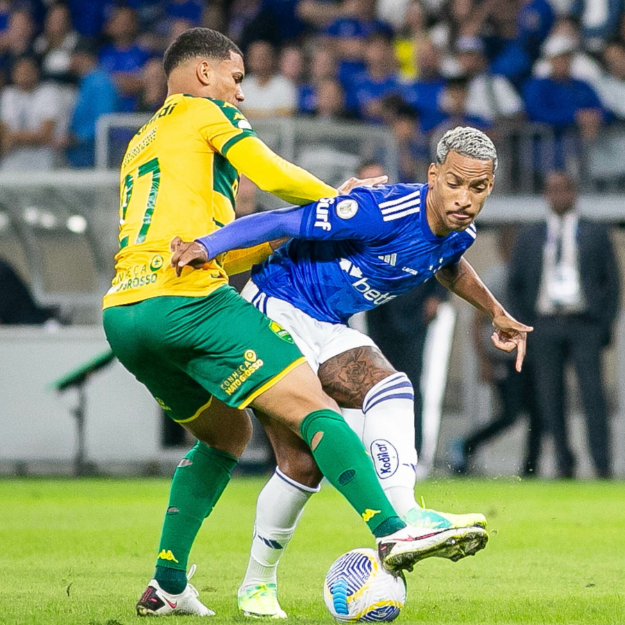 Cruzeiro apenas empata com Cuiabá e perde chance de entrar no G6 do Brasileirão